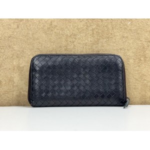 BOTTEGA VENETA INTRECCIATO ZIP AROUND LONG WALLET BOTTEGA VENETA INTRECCIATO ZIP AROUND LONG WALLET